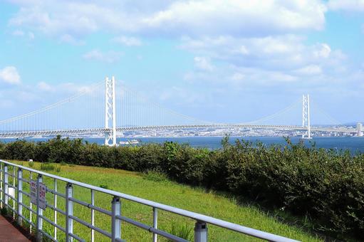 明石海峡大橋が見える景色 明石海峡大橋が見える景色の写真