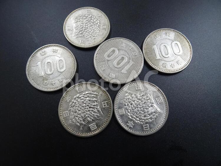 旧　100円硬貨 100円硬貨,百円,旧百円の写真素材