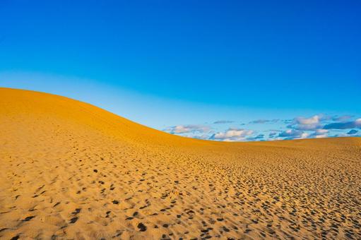 鳥取県　鳥取砂丘の風景 鳥取砂丘,日本の風景,自然の写真素材