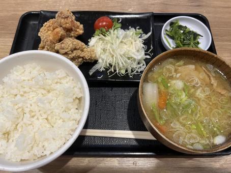 唐揚げ定食 定食,唐揚げ,ご飯の写真素材