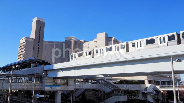 ゆりかもめの台場駅（東京都・お台場） 冬,お台場,ゆりかもめの写真素材