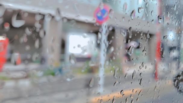 雨の日の車窓から 窓,雨,車窓の写真素材