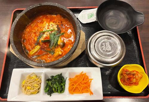 チゲ鍋セット 居酒屋,居酒屋メニュー,韓国の写真素材