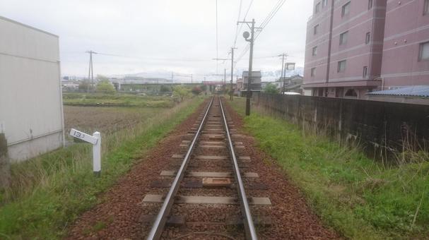 The track goes on and on, line, single wire, straight line, JPG