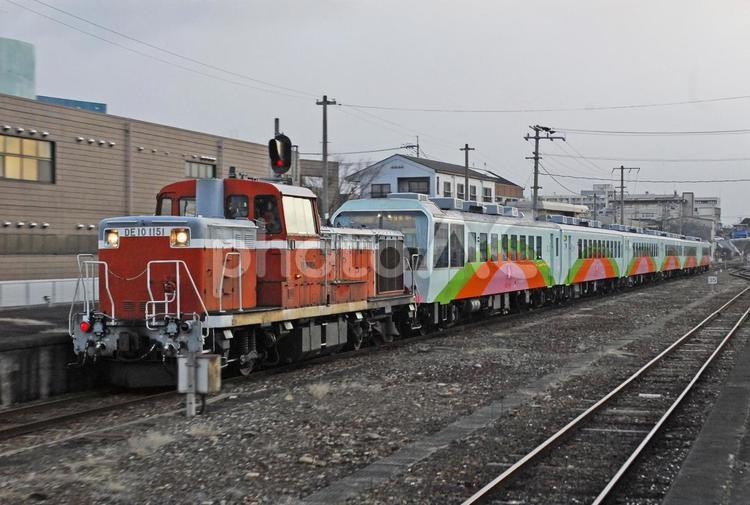 DE10　客車　列車　ジョイフルトレイン 鉄道,電車,観光の写真素材