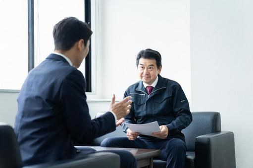 商談 商談 営業,ビジネスマン,商談の写真素材