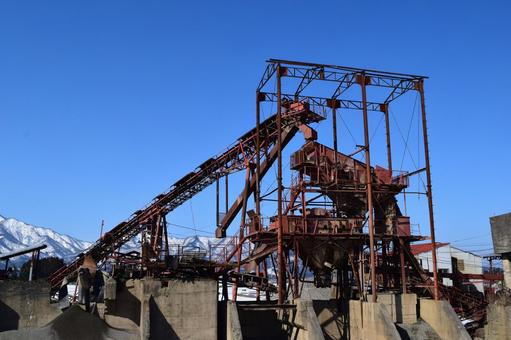 砕石工場 建設資材の生産現場 砕石工場 建設資材の生産現場 砕石工場,採石工場,砕石場の写真素材