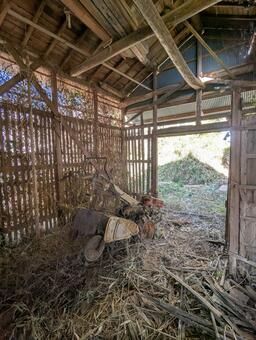 荒れた小屋 荒れた,小屋,凹凸の写真素材