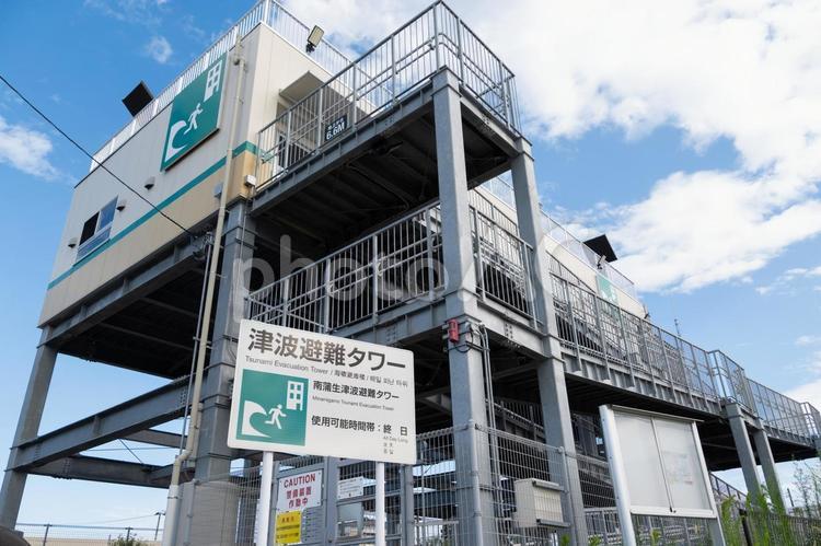 南蒲生津波避難タワー　あおり 津波避難タワー,避難所,待避所の写真素材