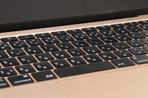 パソコンキーボードの写真