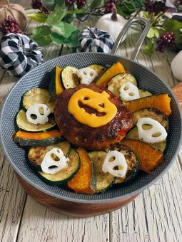 ハロウィン ハンバーグ ハロウィン ハンバーグ ハロウィン,ハンバーグ,挽肉料理の写真素材