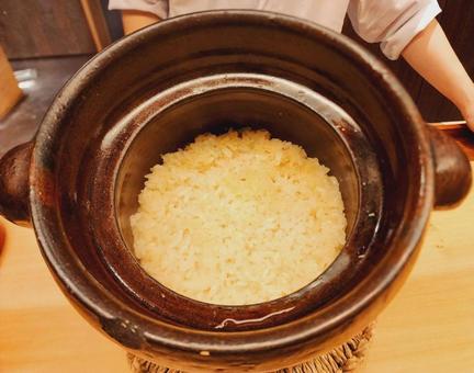 土鍋ご飯 土鍋ご飯 釜飯,土鍋ごはん,釜戸の写真素材