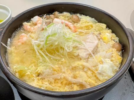 ハープ鷄と小エビのスープライス ハープ鷄と小エビのスープライス ハーブ,鶏肉,ささみの写真素材