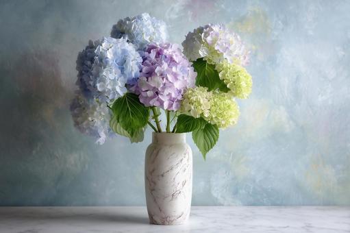 紫陽花の花と大理石模様の花瓶 紫陽花の花と大理石模様の花瓶の写真