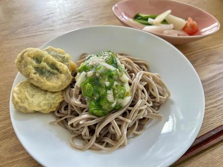 長芋オクラぶっかけそば ぶっかけそば,冷やしそば,料理の写真素材