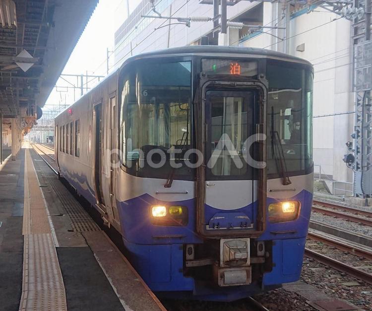 えちごトキめき鉄道ＥＴ１２２形 えちごトキめき鉄道,鉄道,トキ鉄の写真素材