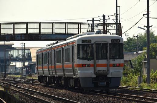 JR東海キハ25形気動車 JR東海キハ25形気動車の写真
