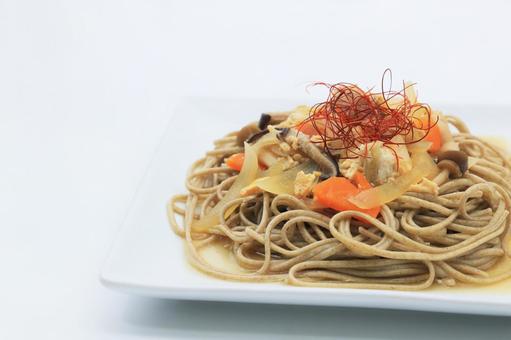 親子そばパスタ 親子そばパスタ そばパスタ,そば,蕎麦の写真素材