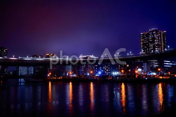 芝浦夜景とゆりかもめ 夜景,ゆりかもめ,芝浦の写真素材