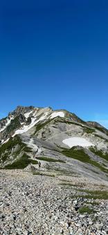 夏山登山 夏山登山 登山,山,稜線の写真素材