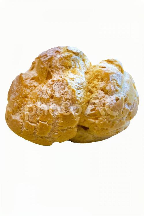ふわふわシュークリーム シュークリーム,クリームパフ,パウダーシュガーの写真素材