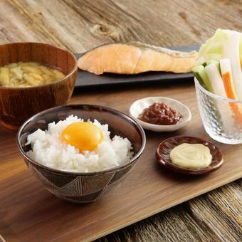 日本の朝ごはん 日本の朝ごはん ごはん,朝ごはん,朝食の写真素材