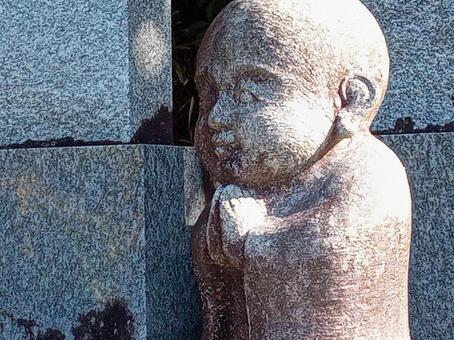 瑠璃光寺のお地蔵さん 瑠璃光寺,寺,お地蔵さんの写真素材