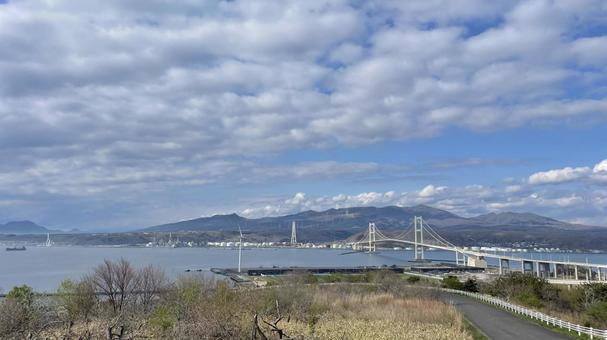 北海道 室蘭 橋のある風景 北海道 室蘭 橋のある風景 海,吊橋,山の写真素材