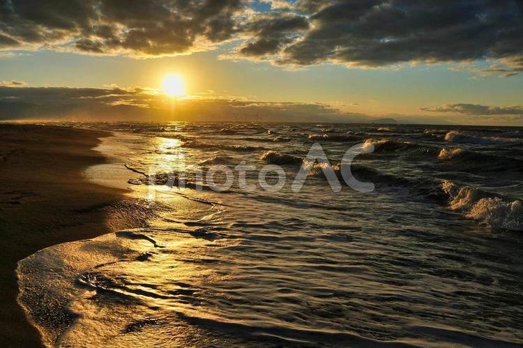 夕暮れの海 夕暮れの海,夕焼け,sunsetの写真素材