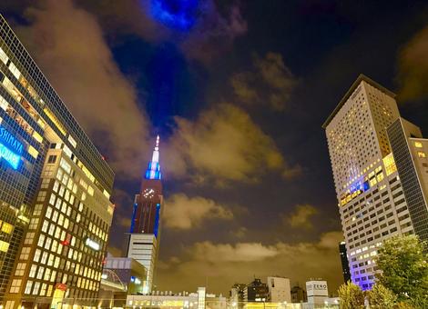新宿の夜景とドコモタワーの眺め 新宿の夜景とドコモタワーの眺め 夜,夜空,夜景の写真素材