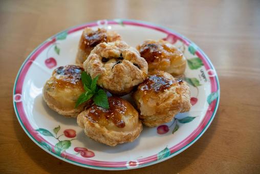 ティータイムの焼き菓子 焼き菓子,パイ,スイーツの写真素材