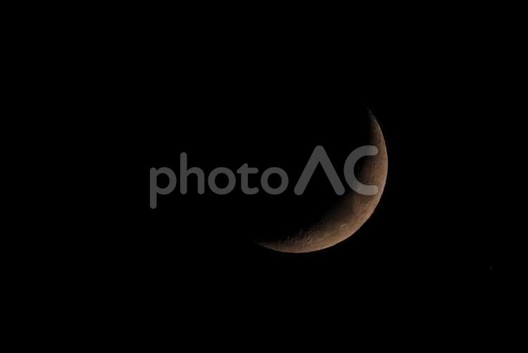 ほぼほぼ、三日月 月,三日月,夜の写真素材