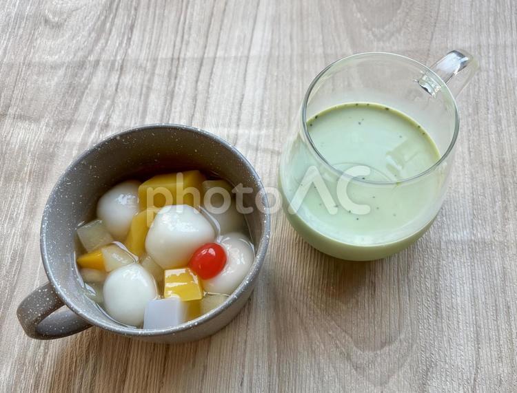 フルーツポンチ フルーツポンチ,抹茶,白玉の写真素材