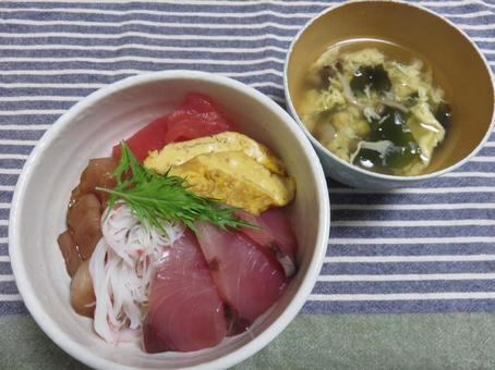手作り海鮮丼 手作り海鮮丼,美味しい,鮮魚の写真素材
