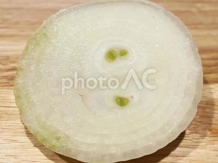 輪切りのたまねぎ３ オニオン,スライス,たまねぎの写真素材