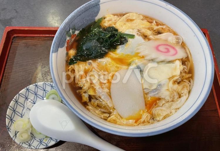 卵とじうどん うどん,卵とじ,麺の写真素材
