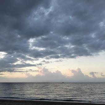 秋の朝 曇り空 秋の朝 曇り空 秋,朝,曇り空の写真素材