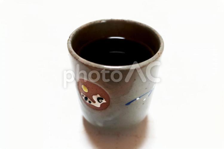 湯飲み茶わん　たぬきと月 湯飲み茶わん,湯飲み,茶わんの写真素材