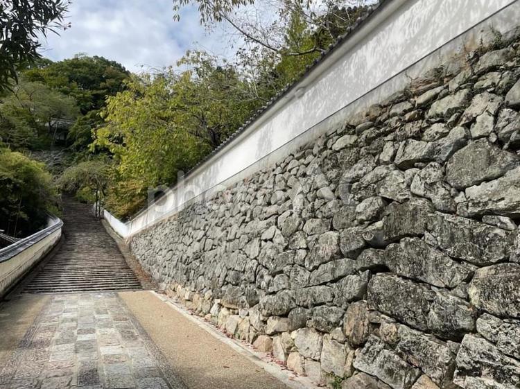 石垣　石段　 石垣,石段,秋空の写真素材