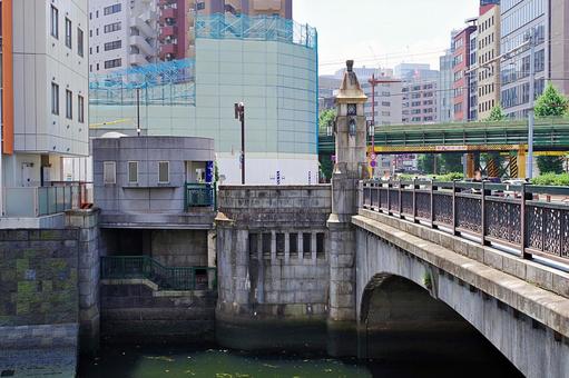 秋葉原2025夏 炎天下の万世橋 秋葉原2025夏 炎天下の万世橋の写真