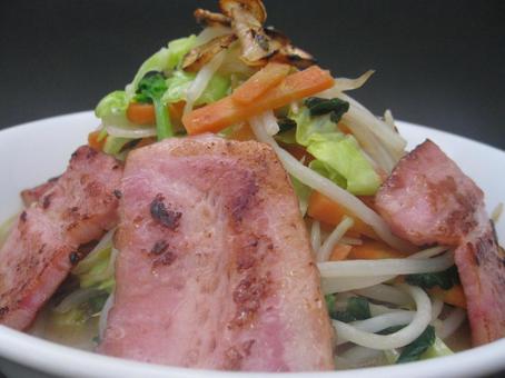 ラーメン 麺類 ラーメン 麺類の写真