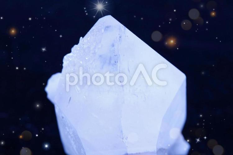 クリスタルと宇宙 宇宙,クリスタル,天然石の写真素材