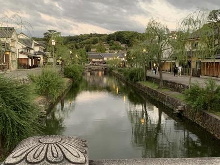 倉敷美観地区の夕暮れ 倉敷美観地区の夕暮れ 倉敷,岡山,美観地区の写真素材