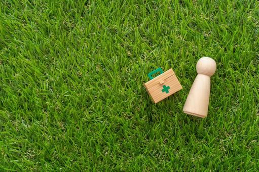 Injured | Dolls and first aid kit toys Injured | Dolls and first aid kit toys