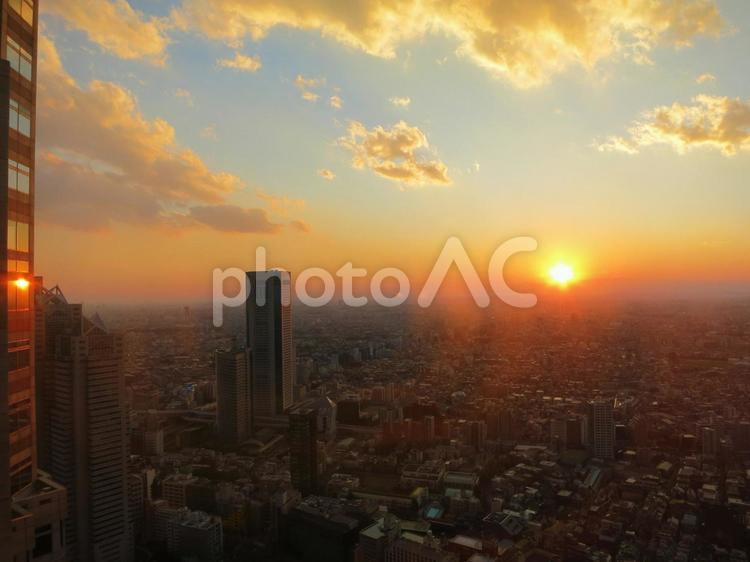 都庁展望室からの眺め　夕日 夕日,自然,夕焼けの写真素材