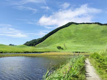 夏の曽爾高原 9 夏の曽爾高原 9 曽爾高原,夏,緑の写真素材
