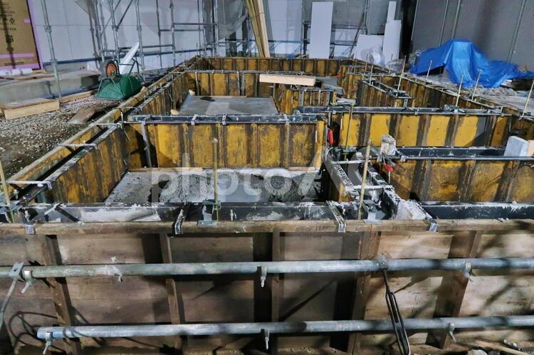 新築一戸建ての土台 マイホーム,一戸建て,新築建設現場の写真素材
