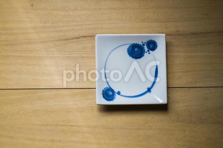 正方形の和のお皿 小皿,お皿,取り皿の写真素材