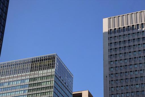 青空と高層ビルの街並みの風景 青空,高層ビル,街並みの写真素材