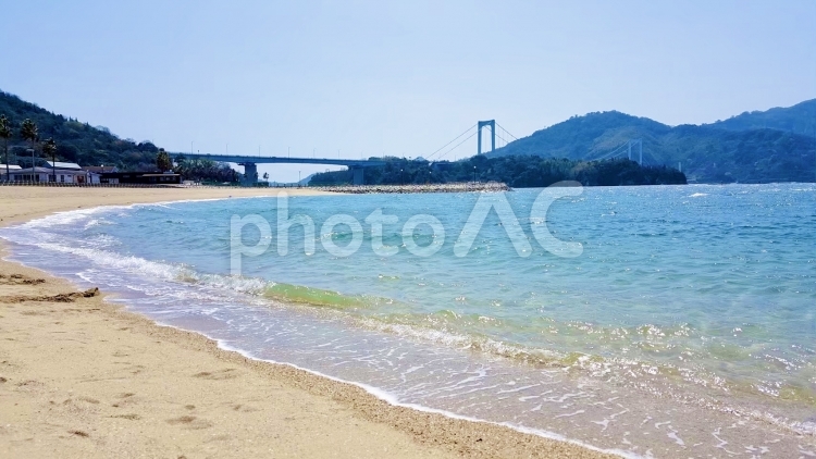 瀬戸大橋と砂浜 海,空,青い海の写真素材